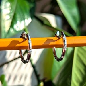 18k White Gold & Diamond Hoop Earrings